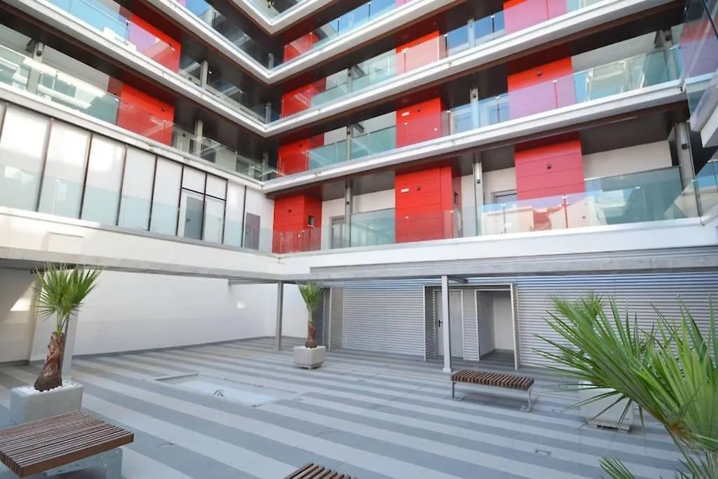 Superb Penthouse In Central Fuengirola 0*,
