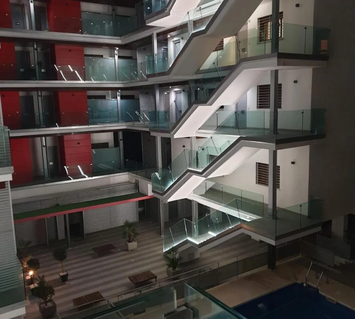 Lägenhet Superb Penthouse In Central Fuengirola Spanien